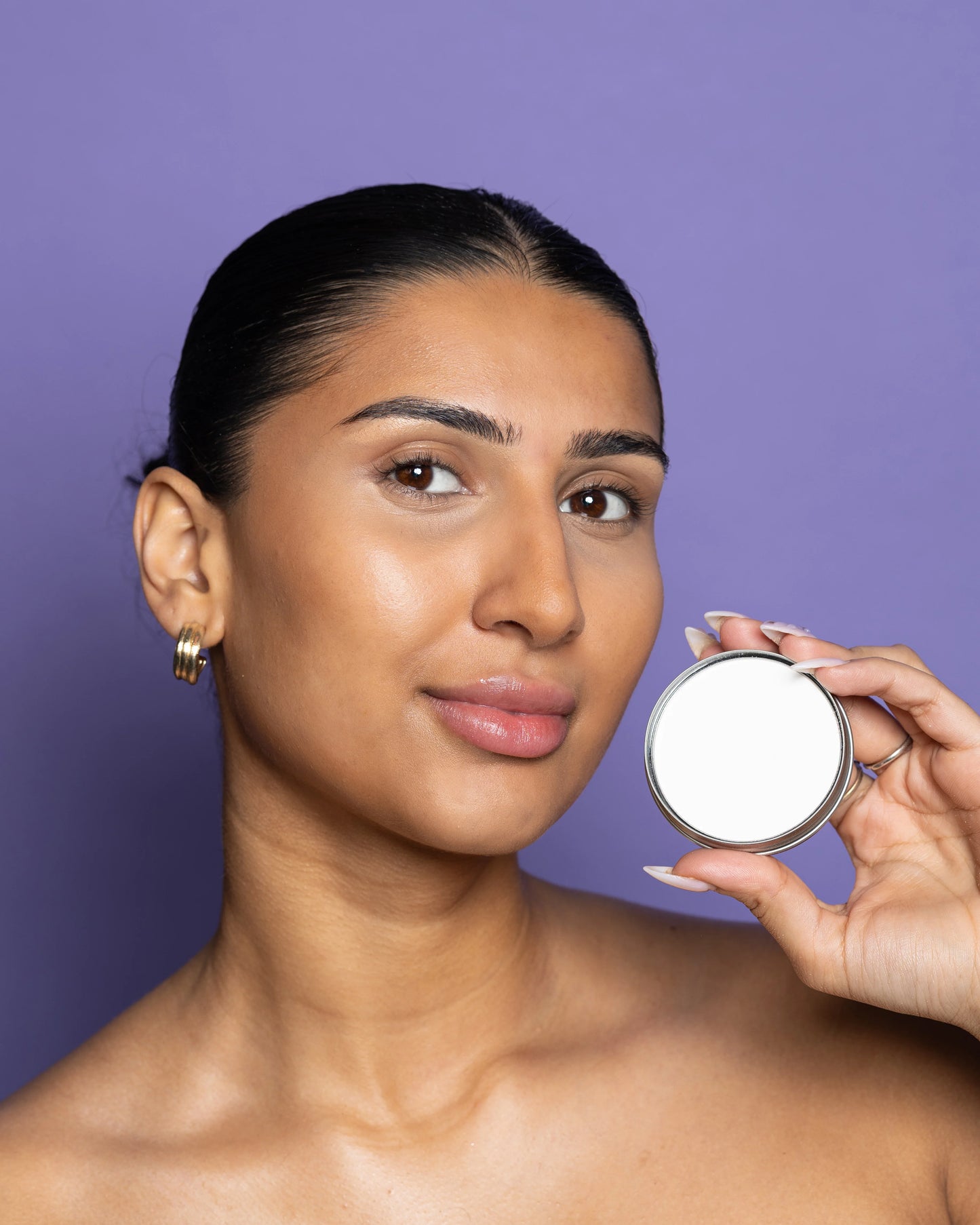 Mattifying Moon Dust | Cheekbone Beauty