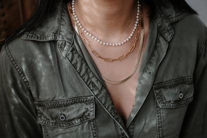 Fiona Organic Freshwater Pearl Necklace (18") | OLAEDA