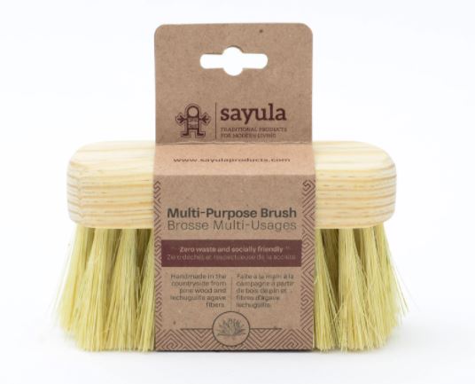 Multi-use on the body or around the home, this brush efficiently cleans hard-to-clean dirt with soft bristles that do not damage surfaces. Sayula is a Mexican-Canadian company which provides environmentally and socially responsible bath and kitchen products. 